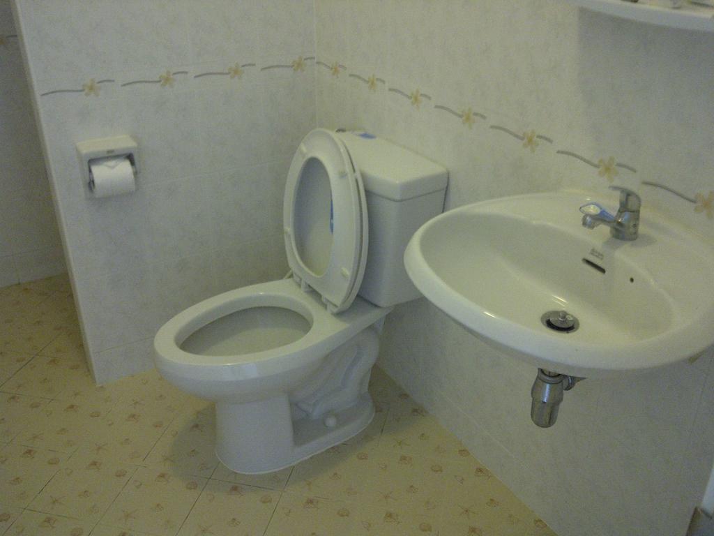 Rassada Place Ratsada Bagian luar foto